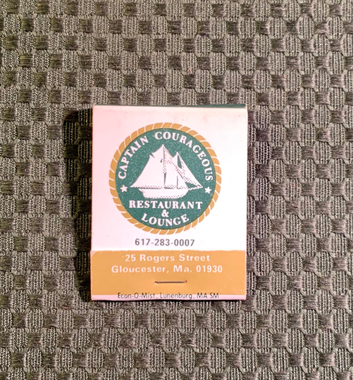 Vintage Matchbook, Captain Courageous, Seafood, Restaurant, Lounge, Gloucester, Ma, with 20 Match Sticks, Free Ship in Usa