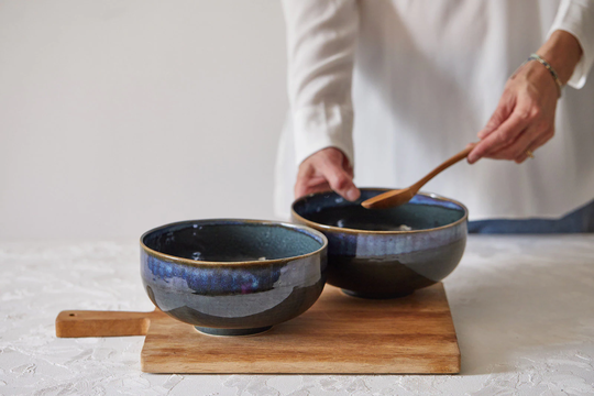 Set Of 2 Large Ceramic Handmade Serving Bowls, Two Pottery Deep 7" Dark Blue Marbled Ramen Pho Soup Bowls Set, Gift For Mom