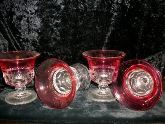 4 Kings Crown Seafood Cocktail Glasses By Tiffen, Rare, Set Of