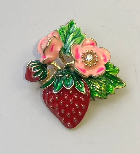 Vintage Style Small Strawberry Brooch