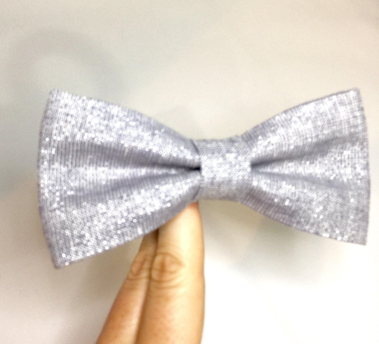 Mens Bowtie in Silver Metallic Linen