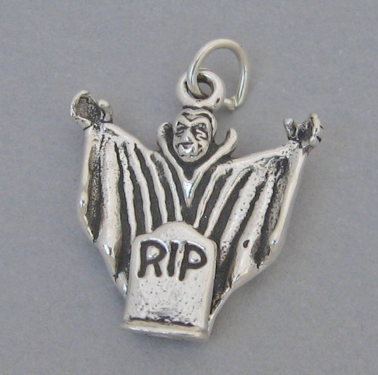 Dracula Rip Vampire Solid Sterling Silver 925 Charm Pendant 3D Halloween 2850