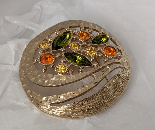 Vintage Sarah Coventry Gold Tone Orange Green Crystal Brooch 2 Inch Size