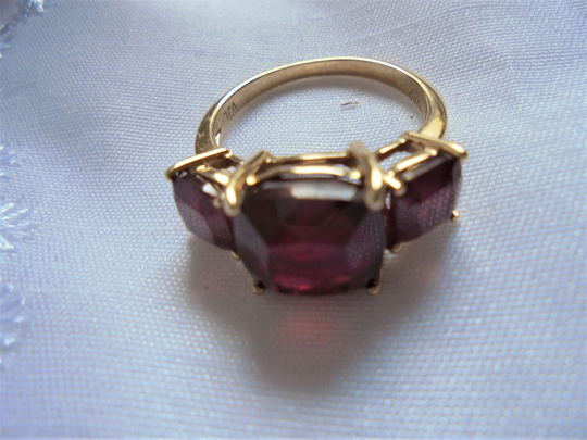 Tcw 8.0 Ct. Vintage 10K Gold Statement Cocktail Ring Size 8 3/4 Cushion-Cut