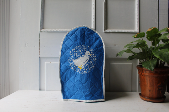 Vintage Blender Quilted Vinyl Dust Cover - Blue With Duck/Rooster Graphic Kitchen Appliance 14" Tall