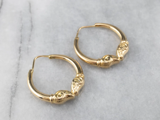Ram's Head Hoop Earrings, 14K Gold Aries Zodiac Jewelry, Astrology Gift, Q33Wqxen