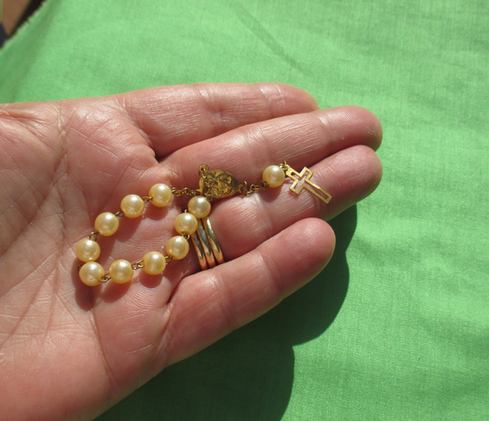 Faux Pearl Finger Rosary