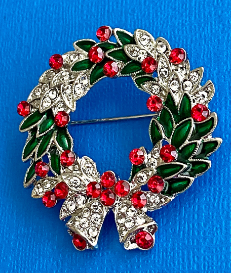 Rhinestone Wreath Brooch Silver Or Gold Christmas Gift