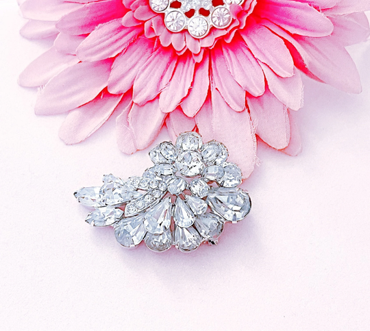 Vintage Eisenberg Daisy Rhinestone Crescent Brooch Pin