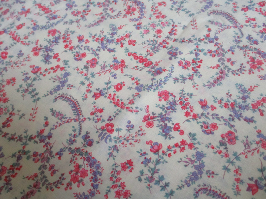 Vintage Fabric Cotton Polyester Blend Floral Flowers Concord Fabrics 45 Inches Wide