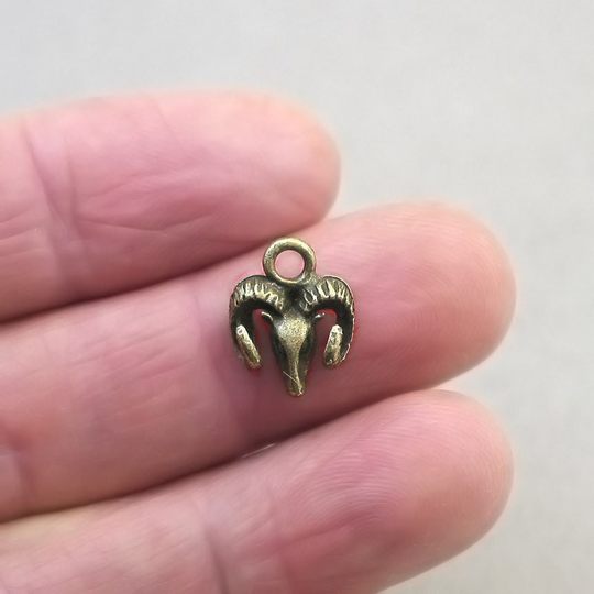 Ram Charms, Head Pendant Beads, Up To 20 Pcs, Antique Bronze 11x14mm cm1483B