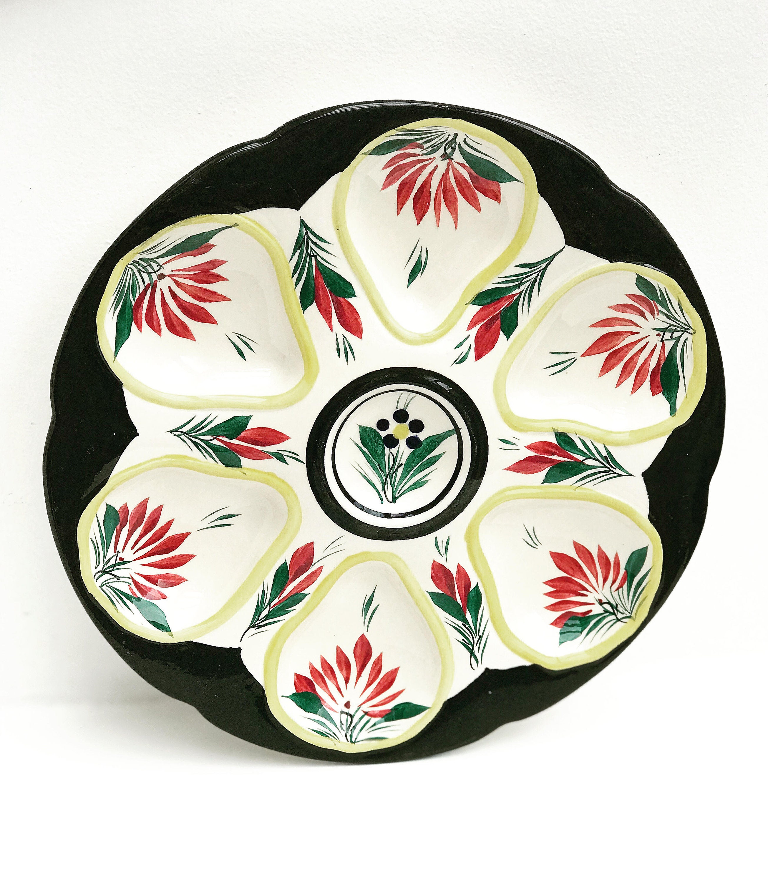 2 Oyster Plates Hb Quimper French Majolica Faience Vintage Hand Painted Faience Rare Seafood Seaside Decor Beach Flowers Yellow Black