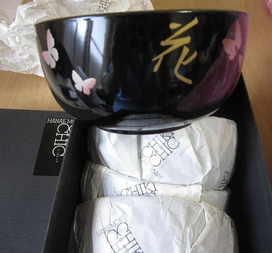 5 Vintage Unused Owan Bowl Set Made in Japan By Hanae Mori