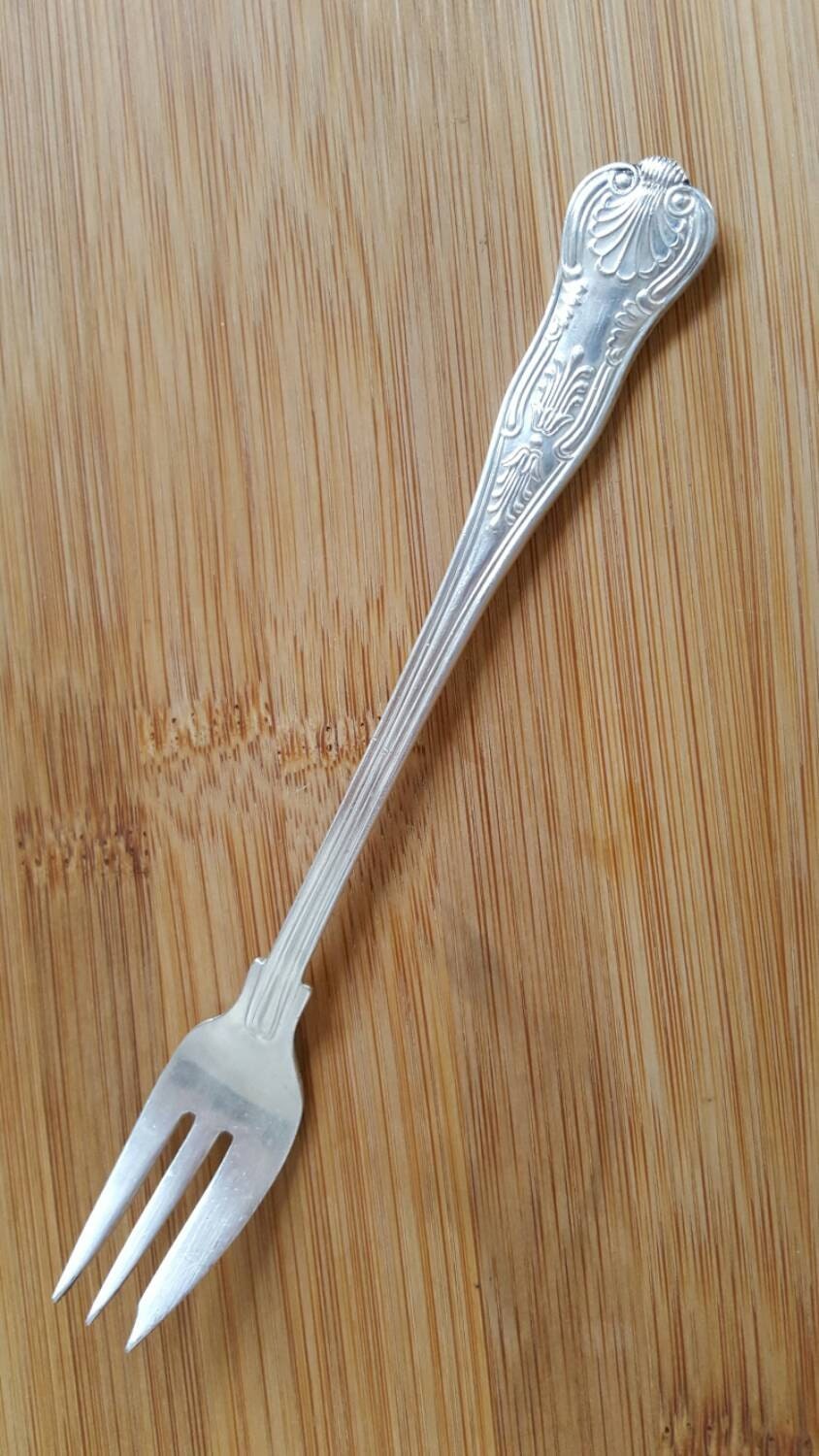 Antique Collectible Hotel Hollenden Seafood/Cocktail Fork By Is 1900 Kings