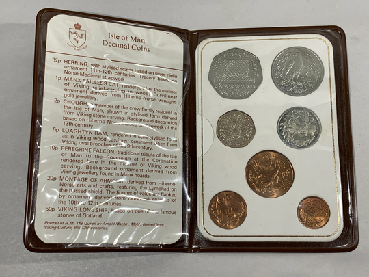 1983 Isle Of Man Decimal Coin Set 7 Coins in Wallet With Card