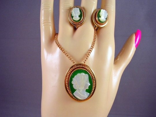 Antique Green Glass & Mother Of Pearl Cameo Jewelry Set 14K Gf 1 1/2 X Inches
