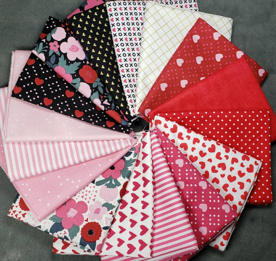 White Pink & Red Hearts Blender 16 Fat Quarter Bundle New Cotton Quilting Fabric Valentines Or Baby Quilt