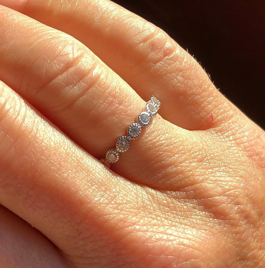 Gorgeous Handset 1.10 Tcw Cz Bezel Stackable Eternity Bridal Layering Band Ring 925 Silver 4-10