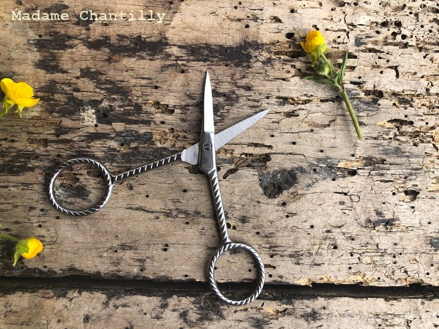 Vintage Scissors Lana"