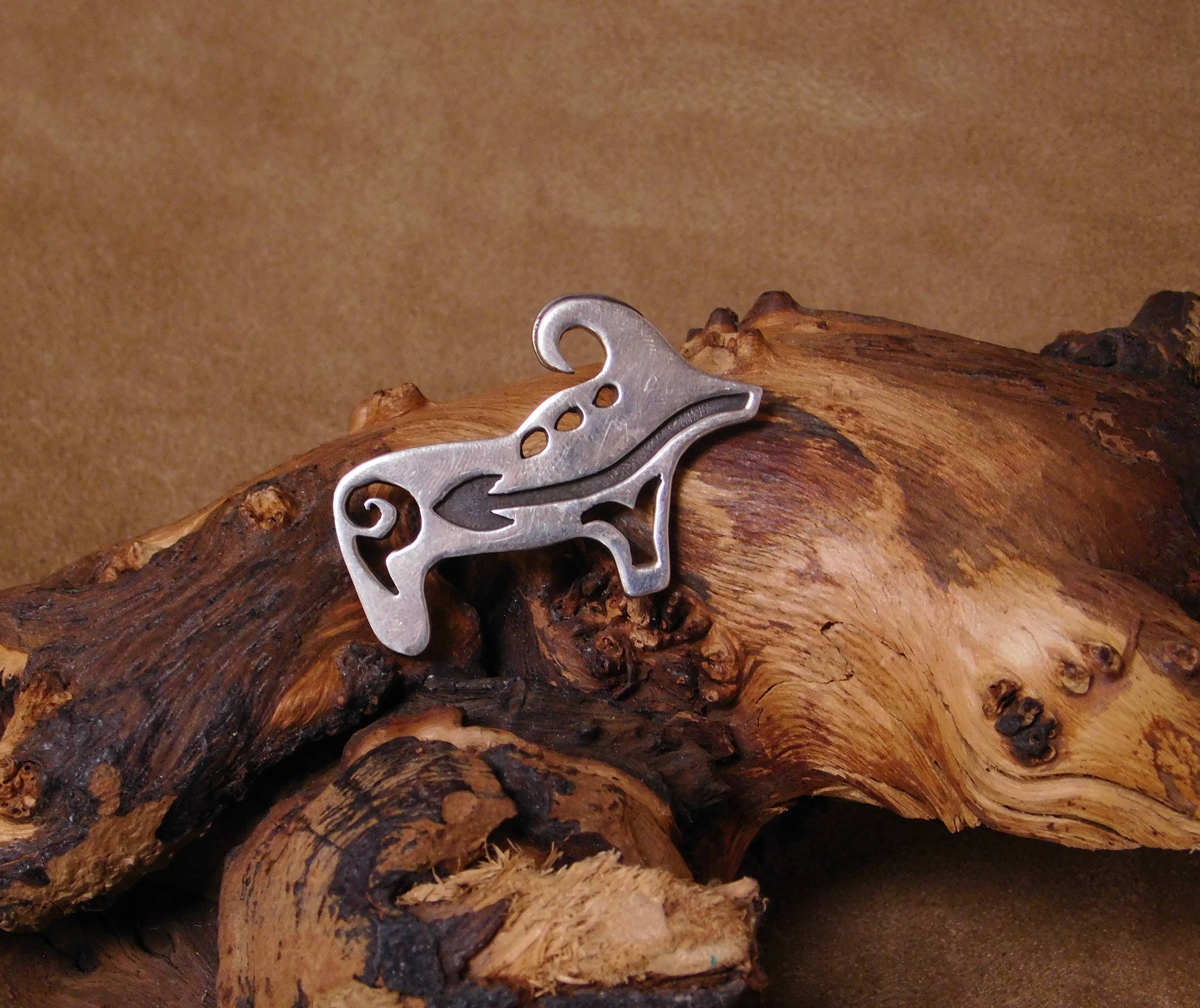 sterling Silver Detailed Ram Brooch