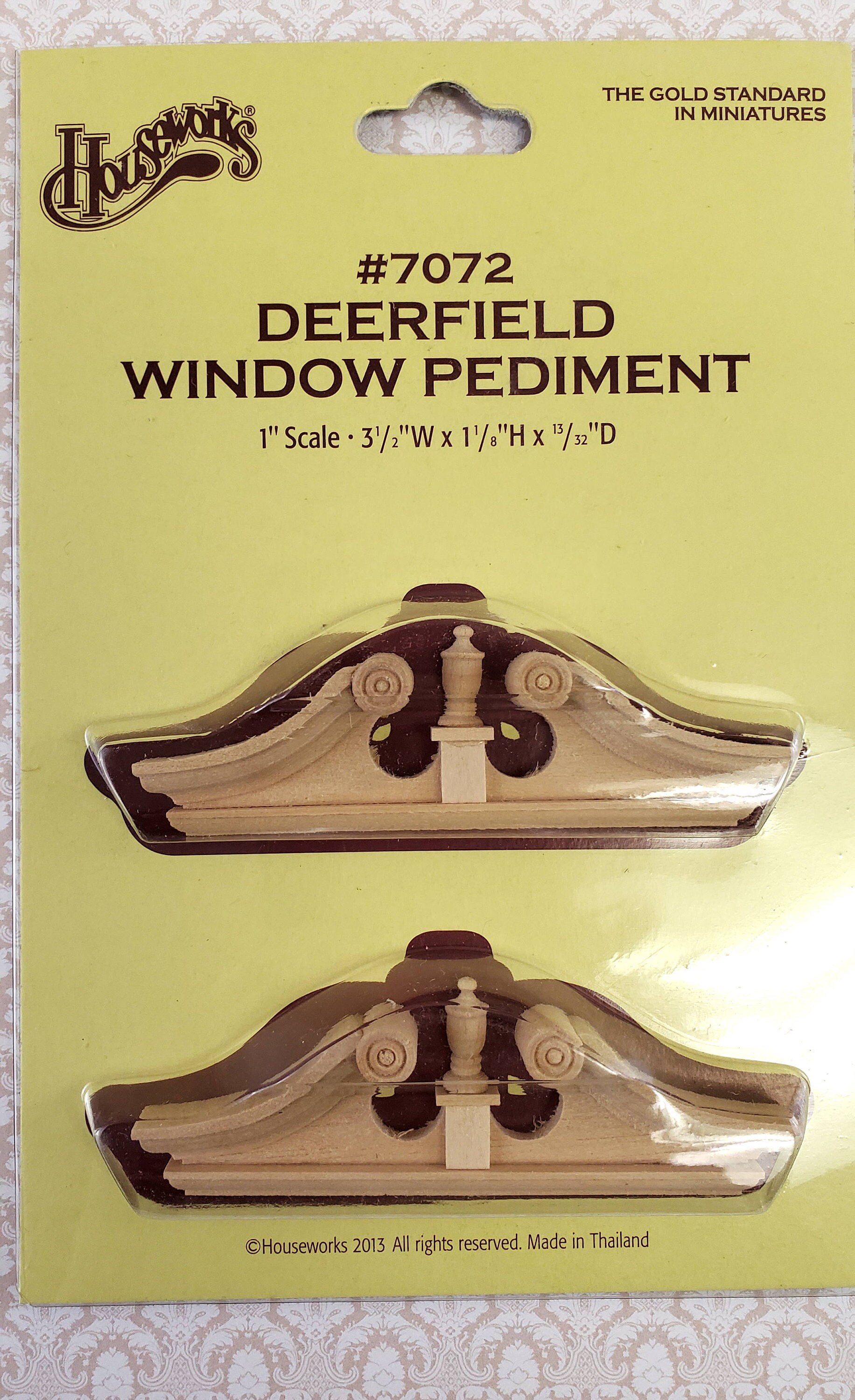 Dollhouse Miniature Window Pediment Ram's Head Wood 112 Scale Houseworks #7072