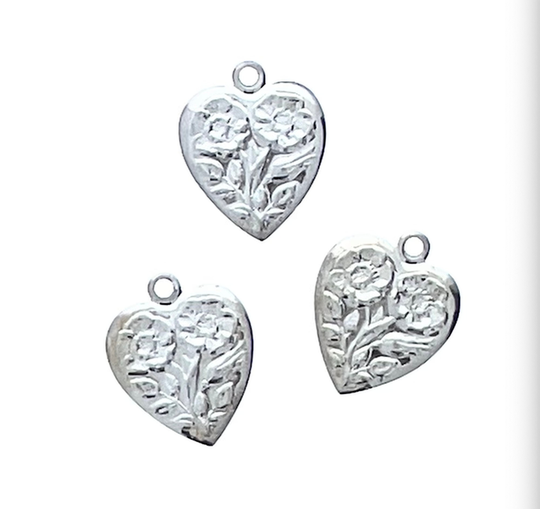 14mm Vintage Heart With Flowers Charm, Bright Silver, Made in Usa, Pack Of 6 | 1665Brs