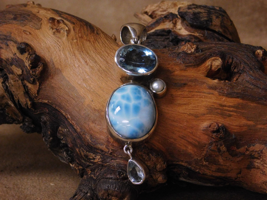 Vintage Sterling Silver Topaz & Larimar Pendant