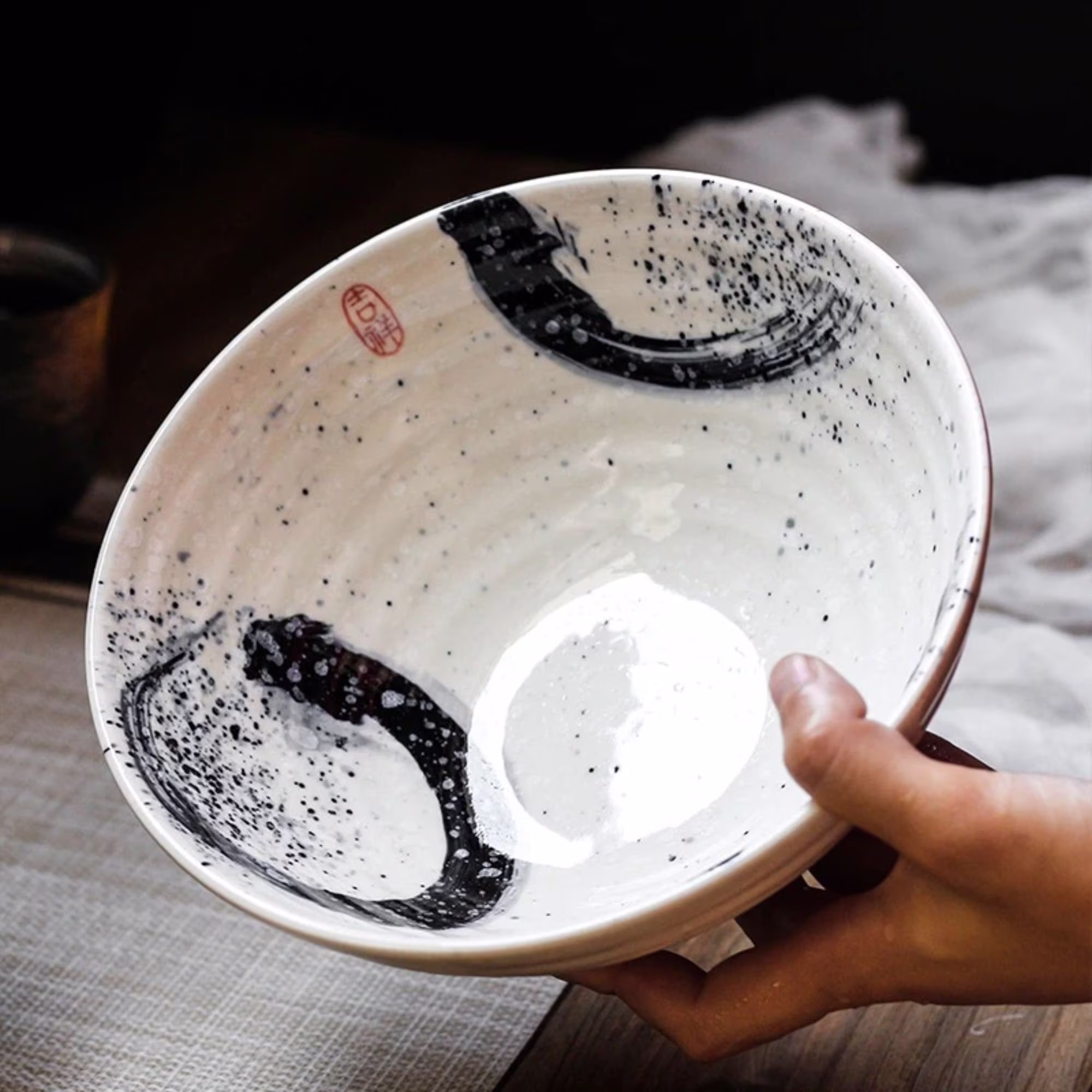 Japanese Style Ceramic Ramen Bowl, Handmade Large Bowl For Soup Salad - 30 Oz