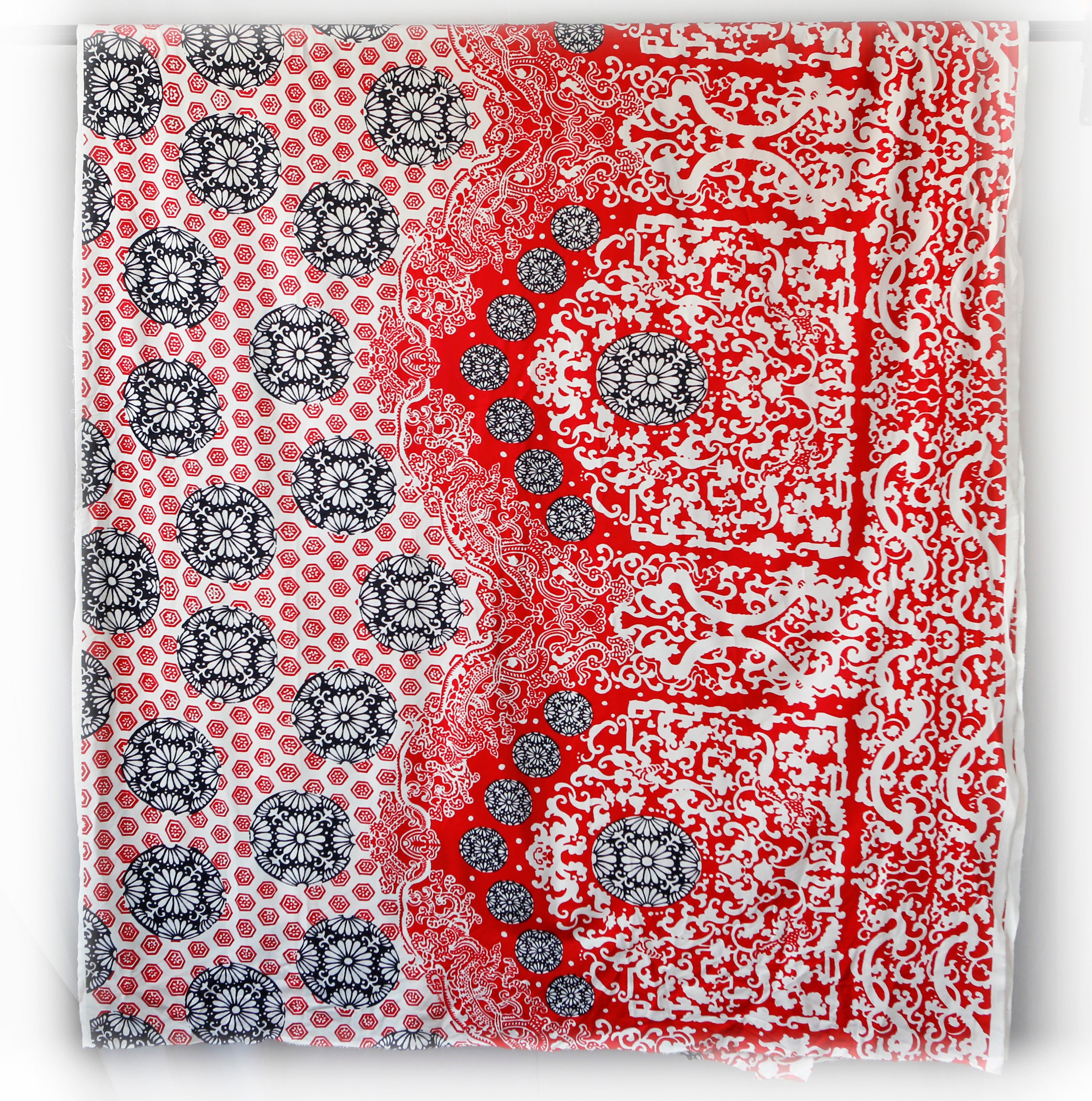 Red Blue White Nylon Blend 70's Fabric For Clothing