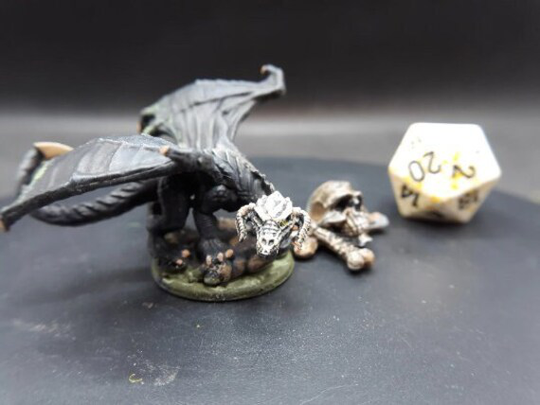 Will Paint Black Wyrmling Hatchling & Giant Skull Cross Bones Monster Miniature | Hand Painted Dungeons Dragons Medium