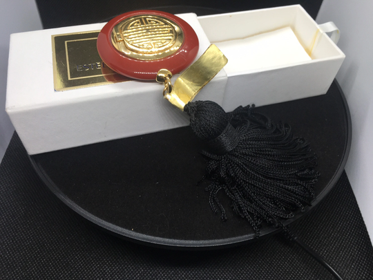 Very Rare Estée Lauder Treasure Of The Orient Solid Perfume Compact Circa 1979 in Original Box With Cinnabar