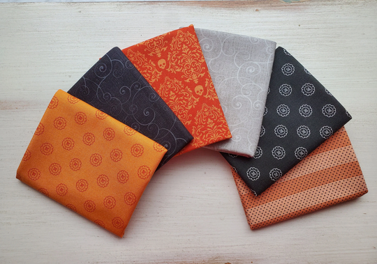Halloween/Fall Fat Quarter Blender Bundle. All Cotton Quilting Fabric