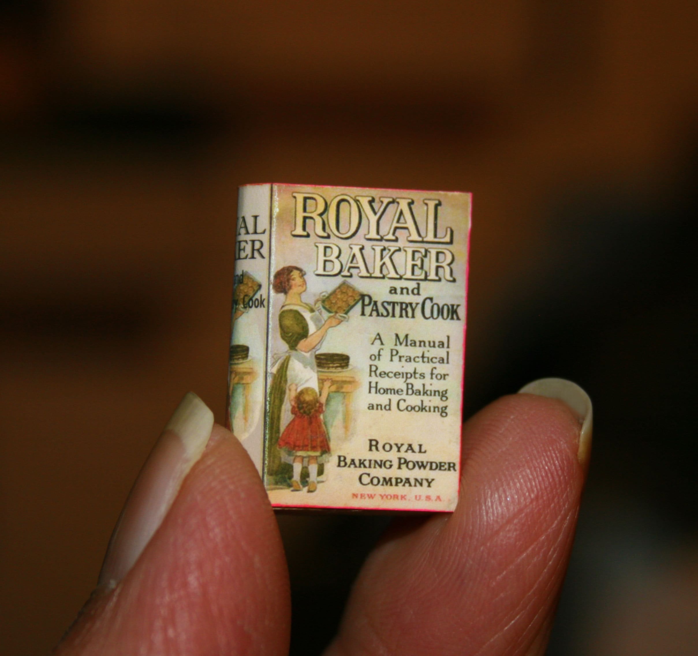 Dollhouse Miniatures Royal Baker Cook Book - Artisan Handmade Miniature in 12Th Scale. From Cosediunaltromondo Italy"