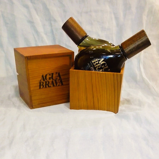 70S Vintage Set Agua Brava Puig Eau De Cologne 100 Ml Splash + After Shave Splash. Wooden Box