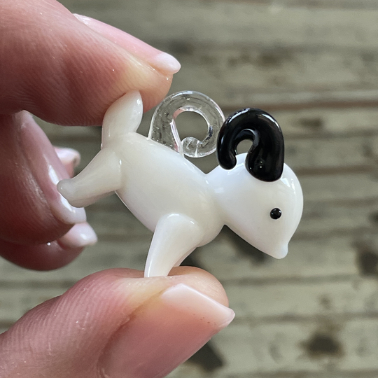 Murano Lampwork Ram Animal Pendant 28mm, Spirit Animal, Chinese Zodiac, Aries