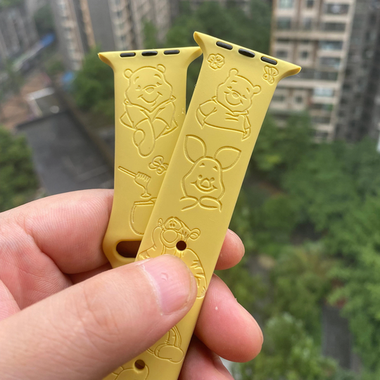Winnie The Pooh Apple Watch Band 38 40 41 42 44 45mm Personalized Silicone Watch Strap For Series 1 2 3 4 5 6 7 8 Se
