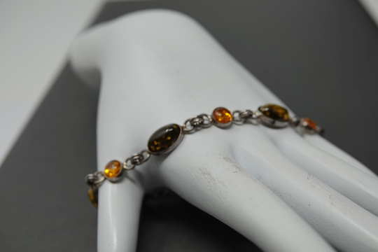 7 3/4" Sterling & Amber Bracelet