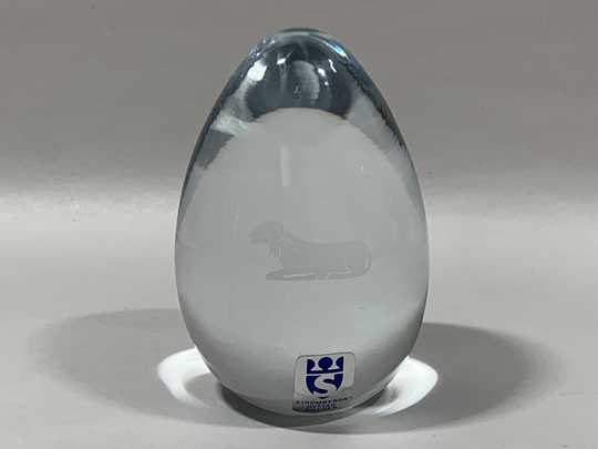 strombergshyttan Sweden Ram Art Glass Egg Paperweight