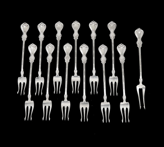 13 Antique Whiting Duke Of York 1900 Sterling Silver Cocktail/Seafood Forks