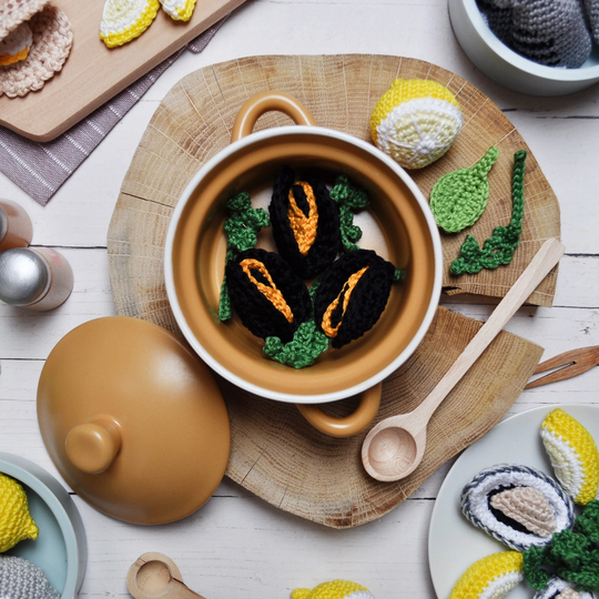 Crochet Mussels, Seafood, Shell, Crochet Dinner, Pretend Play Food, Montessori, Soft Toy, Waldorf, Amigurumi Toys, Kitchen For Kids