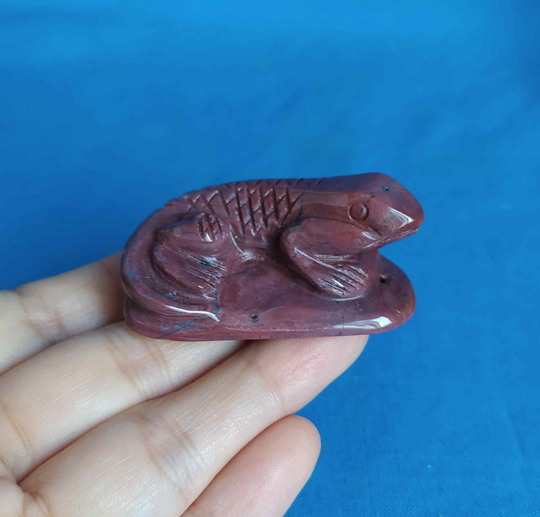 Natural Jade Carved Crocodile Figurine E2047