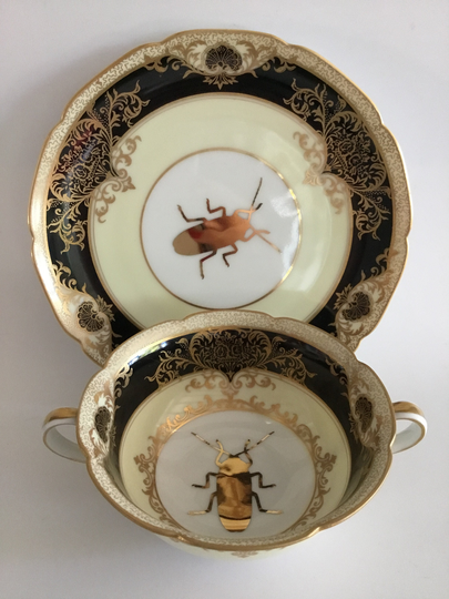 22K Vintage Black & Gold Insect Soup & Dessert Plate | 6.75" Diameter, Cup Holds 8 Ounces. Food Safe. Teacup, Bug Teacup