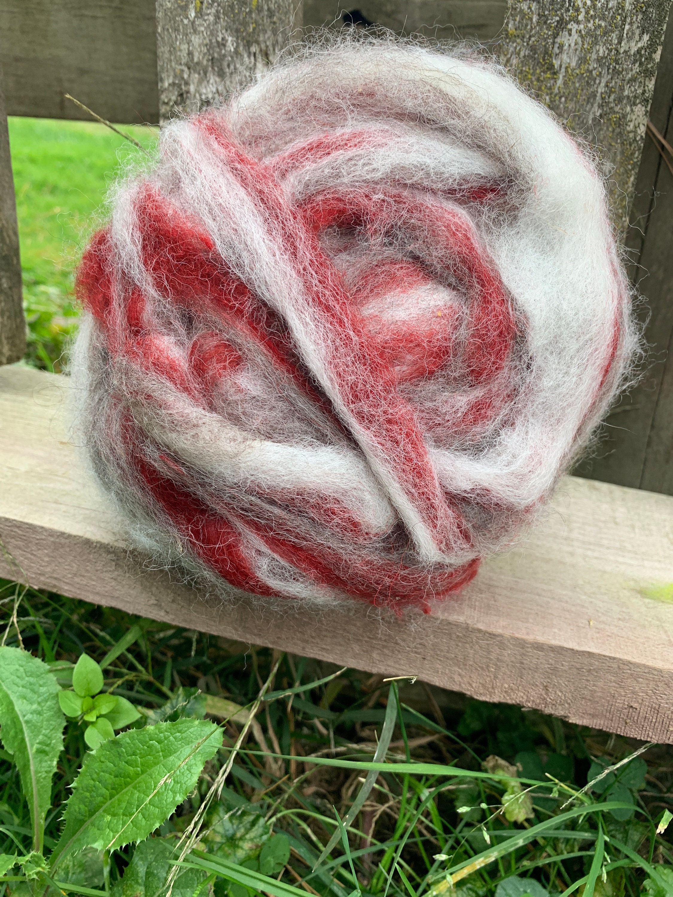 Alpaca Wool Blend Roving For Spinning, Felting, Knitting, Crochet, Weaving, 4 Ounces, Sock Monkey"