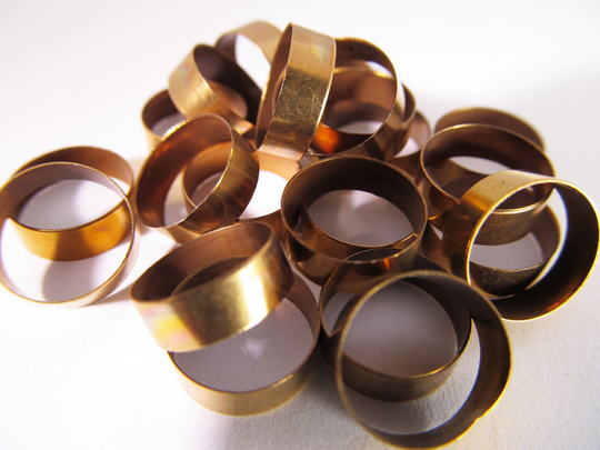 20 Vintage 11mm Round Brass Ring Components Mt128