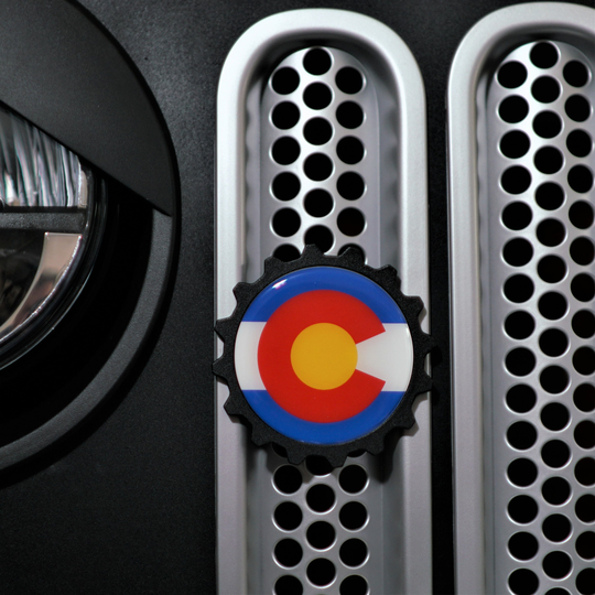 Aluminum Grille Trail Badge Fits Select Jeep Gladiator & 2007+ Wrangler With Inserts Size 3.75" Colorado State Flag