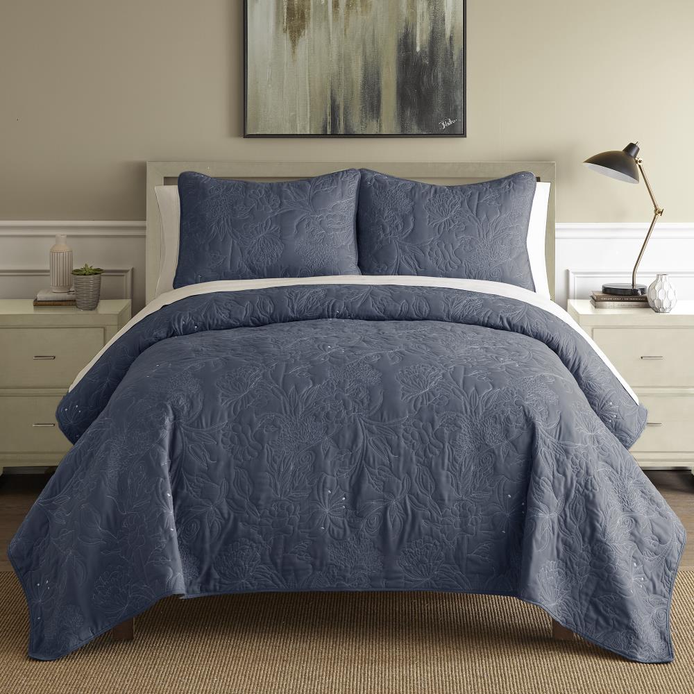 Amrapur Overseas Embroidered floral quilt set Indigo Multi Reversible King Quilt (Blend with Cotton Fill) | 3QLCEMBG-INW-KG
