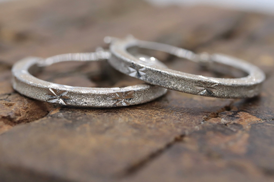14K White Gold Hoop Earrings. Hoop Textured Engraved Thin Dangle Earrings. St58/65