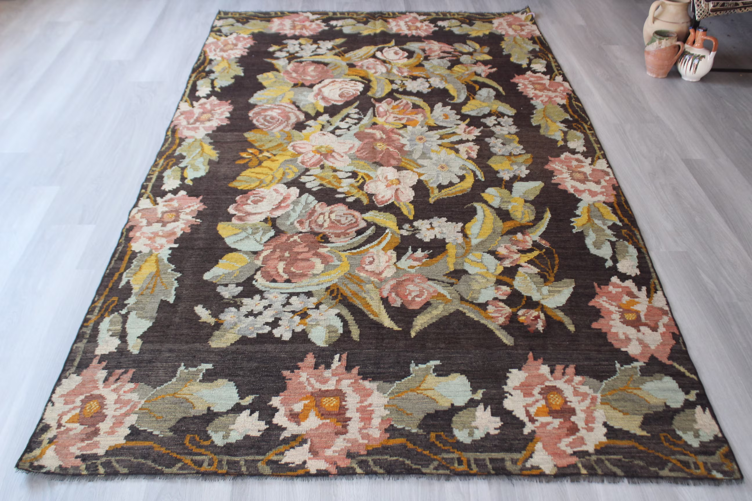 Vintage Floral Kilim Rug, Ethnic Kilim, Handwoven Wool Rug/5'6"x10'5" N-681