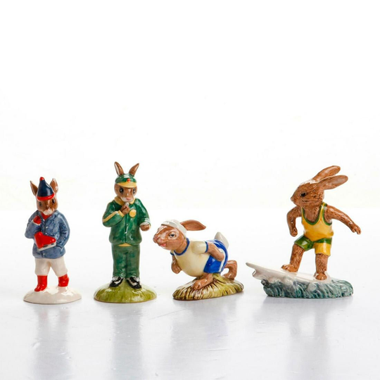 Figurine-Royal Doulton Sporting Ceramic Bunnykins