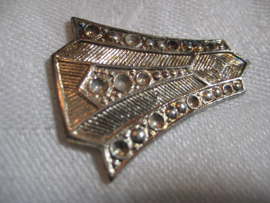 Vintage Miriam Haskell 1950S Art Deco Style Silver Plated Heavy Die Struck Brass Jewelry Finding, Stone Setting Spaces, 30x25mm, 1 Pc